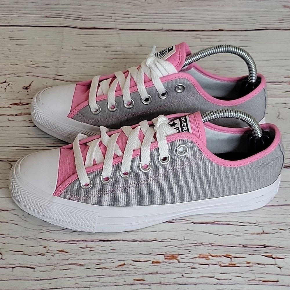 CONVERSE Gray and Pink Women's Size 6.5 - Picture 2 of 6